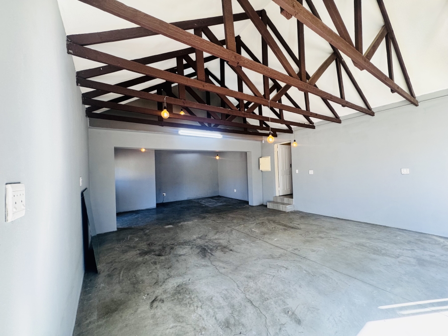 3 Bedroom Property for Sale in Flamwood North West